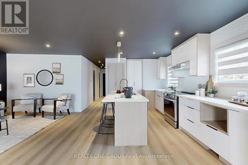 Upper - 739 Annland Street, Pickering, ON - Indoor Photo Showing Kitchen With Upgraded Kitchen