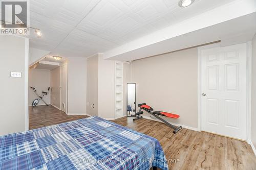 35 Jerry Drive, Cambridge, ON - Indoor Photo Showing Bedroom