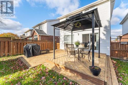 35 Jerry Drive, Cambridge, ON - Outdoor With Deck Patio Veranda