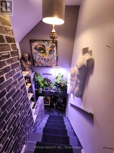 52 Dundonald Street, Toronto, ON - Indoor Photo Showing Other Room