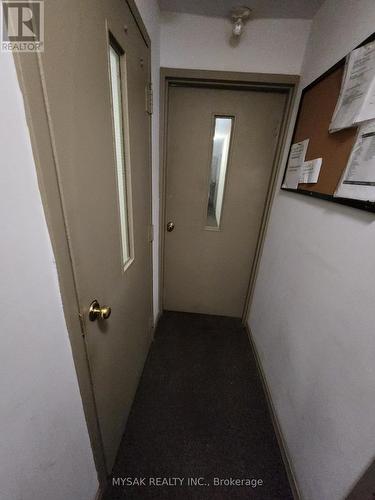 52 Dundonald Street, Toronto, ON - Indoor Photo Showing Other Room