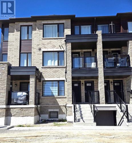 131 APPLETREE LANE  Barrie, ON L9J 0P1