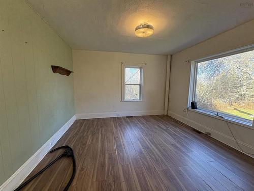 19 Ash Road, Thorburn, NS 