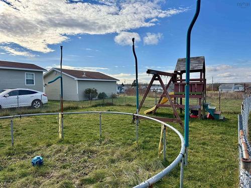 19 Peck Street, Sydney Mines, NS 