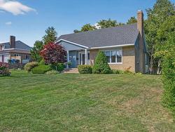 335 Newlands Avenue  Sydney, NS B1S 1Z3