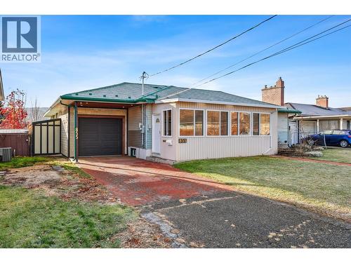 855 Renfrew Avenue  Kamloops, BC V2B 3X3