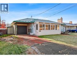 855 Renfrew Avenue  Kamloops, BC V2B 3X3