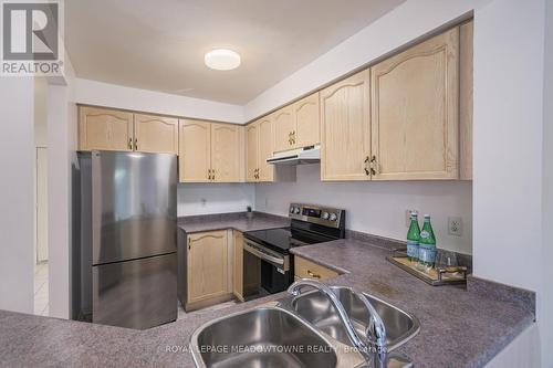 15 - 1285 Bristol Road W, Mississauga, ON - Indoor Photo Showing Kitchen With Double Sink