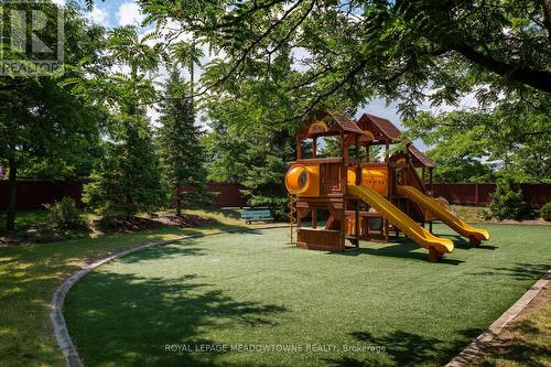 15 - 1285 Bristol Road W, Mississauga, ON - Outdoor With Backyard