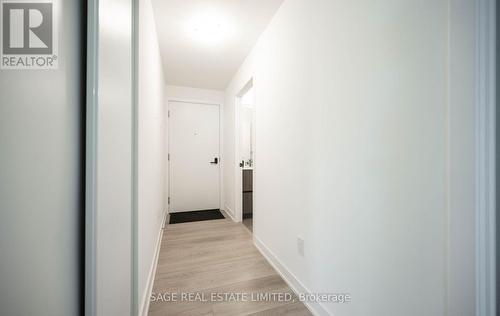 330 - 215 Lakeshore Road W, Mississauga, ON - Indoor Photo Showing Other Room