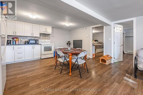 20 Elizabeth Avenue, Kingston (West Of Sir John A. Blvd), ON - Indoor