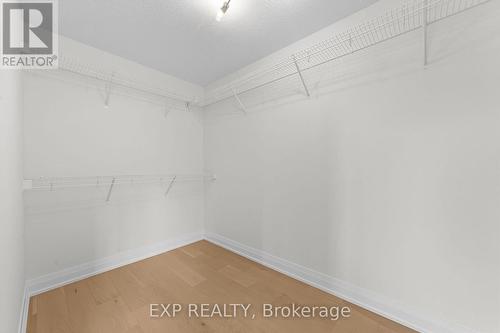 6875 Heathwoods Avenue, London South (South V), ON - Indoor With Storage