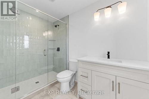 6875 Heathwoods Avenue, London South (South V), ON - Indoor Photo Showing Bathroom