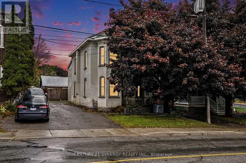 17 Elmsley Street, Smiths Falls, ON - Outdoor