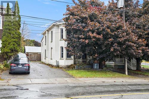 17 ELMSLEY STREET  Smiths Falls, ON K7A 3P1