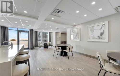 228 - 101 Shoreview Place, Hamilton (Lakeshore), ON - Indoor Photo Showing Dining Room