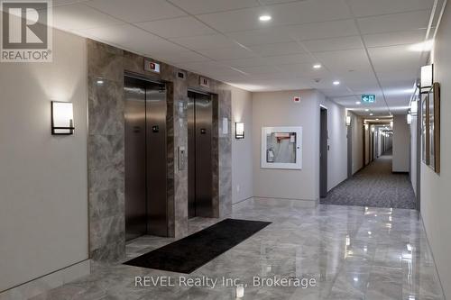 228 - 101 Shoreview Place, Hamilton (Lakeshore), ON - Indoor Photo Showing Other Room