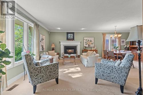 704 Vine Street, St. Catharines (Lakeshore), ON - Indoor Photo Showing Living Room With Fireplace