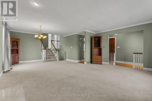 704 Vine Street, St. Catharines (Lakeshore), ON - Indoor Photo Showing Other Room