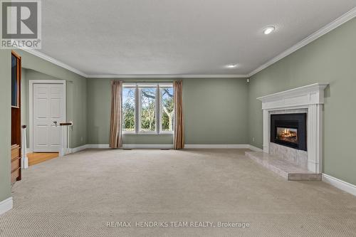 704 Vine Street, St. Catharines (Lakeshore), ON - Indoor With Fireplace