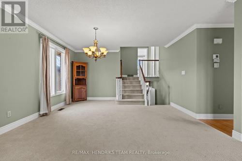 704 Vine Street, St. Catharines (Lakeshore), ON - Indoor Photo Showing Other Room