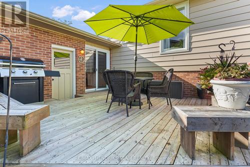 704 Vine Street, St. Catharines (Lakeshore), ON - Outdoor With Deck Patio Veranda With Exterior