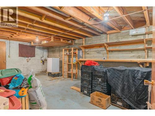 1473 3A Highway, Castlegar, BC - Indoor Photo Showing Basement