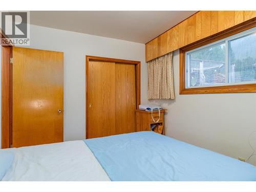 1473 3A Highway, Castlegar, BC - Indoor Photo Showing Bedroom