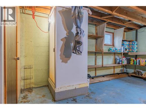 1473 3A Highway, Castlegar, BC - Indoor Photo Showing Basement