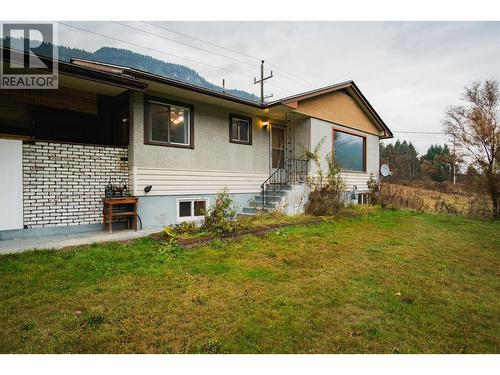 1473 3A Highway, Castlegar, BC - Outdoor