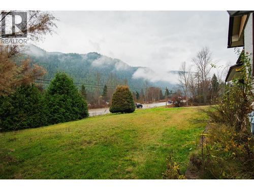 1473 3A Highway, Castlegar, BC - Outdoor With View