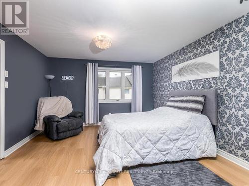 634 Moorpark Avenue, Ottawa, ON - Indoor Photo Showing Bedroom