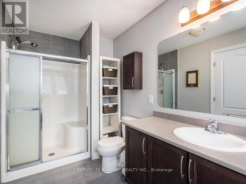 634 Moorpark Avenue, Ottawa, ON - Indoor Photo Showing Bathroom