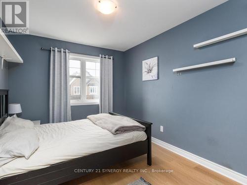 634 Moorpark Avenue, Ottawa, ON - Indoor Photo Showing Bedroom