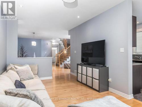 634 Moorpark Avenue, Ottawa, ON - Indoor