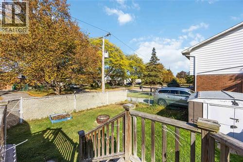 828 Assiniboine Crescent, Sarnia, ON - Outdoor