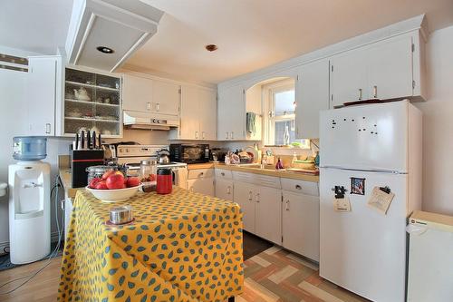 Kitchen - 132 Av. Du Domaine, Courcelles/Saint-Évariste, QC - Indoor Photo Showing Kitchen