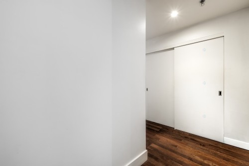 Corridor - 712-888 Rue Wellington, Montréal (Ville-Marie), QC - Indoor Photo Showing Other Room