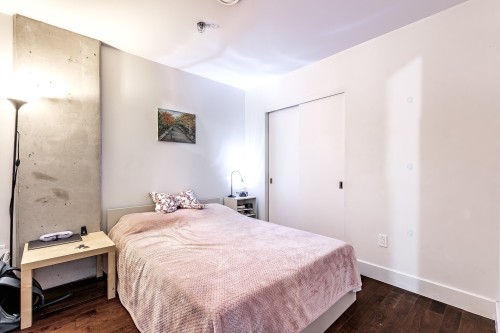Chambre à coucher - 712-888 Rue Wellington, Montréal (Ville-Marie), QC - Indoor Photo Showing Bedroom