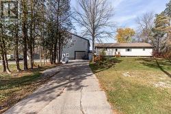 9 MAPLE DRIVE  Northern Bruce Peninsula, ON N0H 1Z0