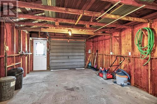 1092 Glendale Drive, Peterborough, ON - Indoor Photo Showing Garage