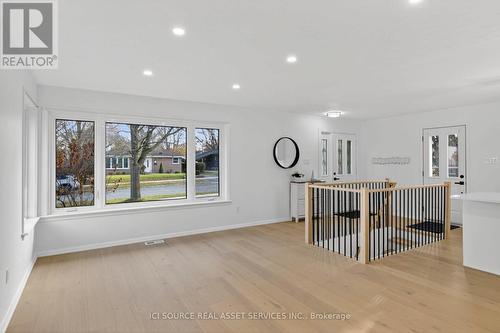 1092 Glendale Drive, Peterborough, ON - Indoor Photo Showing Other Room