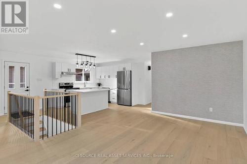 1092 Glendale Drive, Peterborough, ON - Indoor