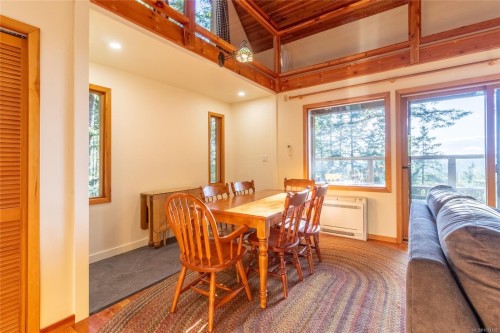 3350 Port Washington Rd, Pender Island, BC 