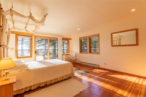 3350 Port Washington Rd, Pender Island, BC 