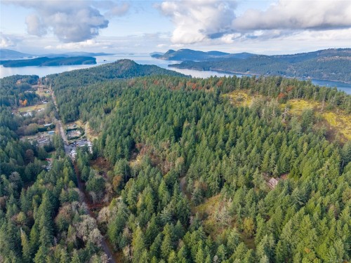 3350 Port Washington Rd, Pender Island, BC 