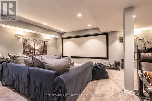 5216 Nova Crescent, Burlington, ON - Indoor Photo Showing Other Room