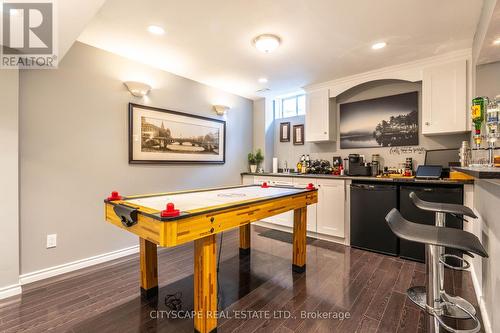 5216 Nova Crescent, Burlington, ON - Indoor Photo Showing Other Room