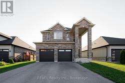 202 VIGER DRIVE  Welland (Lincoln/Crowland), ON L3B 5E9