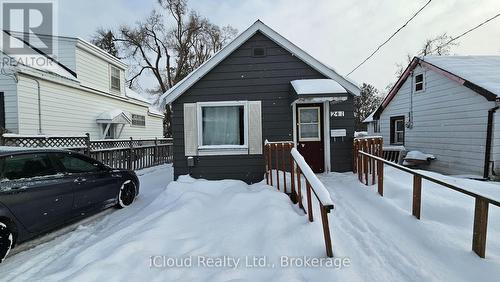 241 JOHN STREET  Orillia, ON L3V 3H8